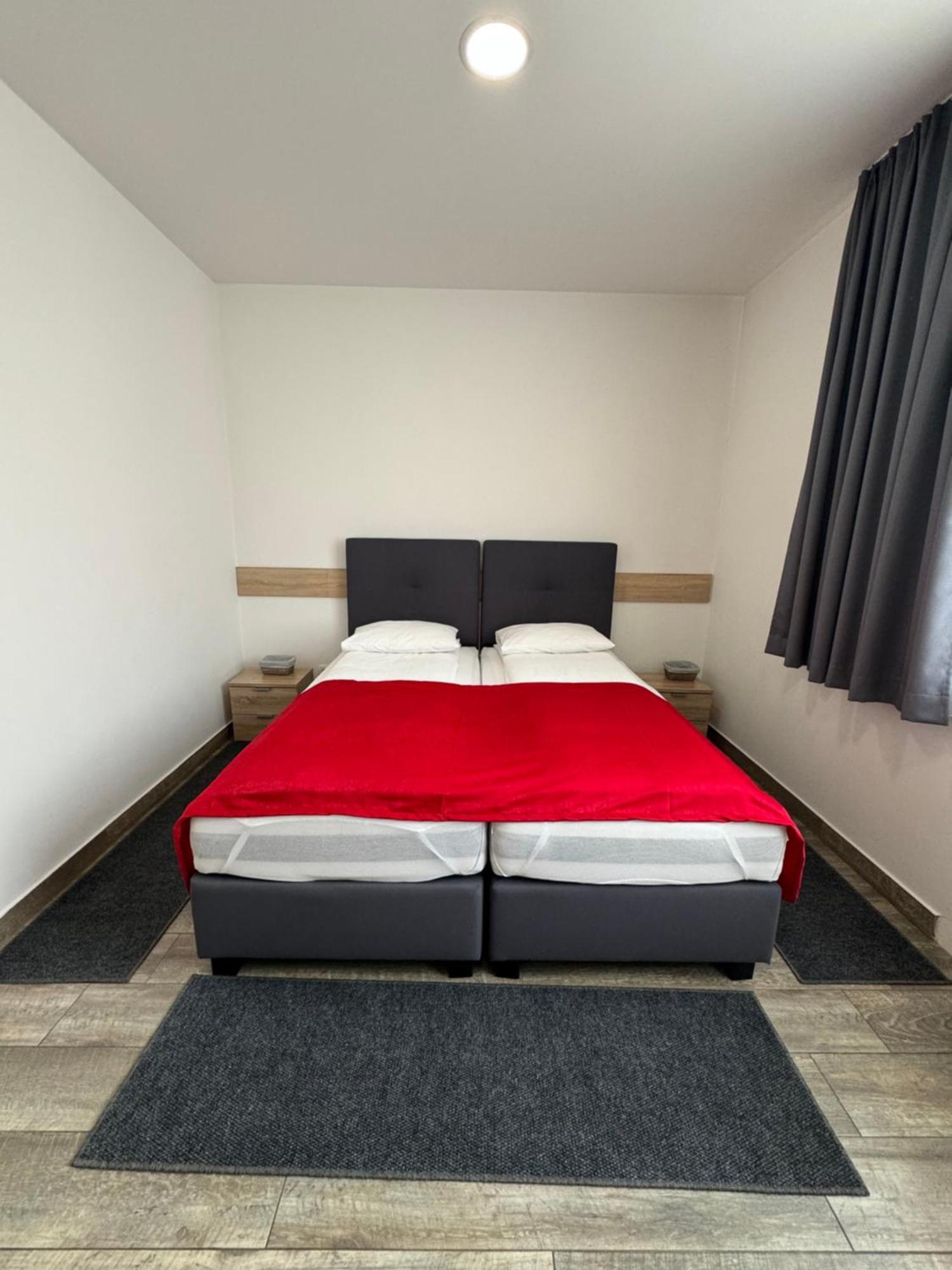 Apartments R Sport Boutique ซาราเยโว ภายนอก รูปภาพ