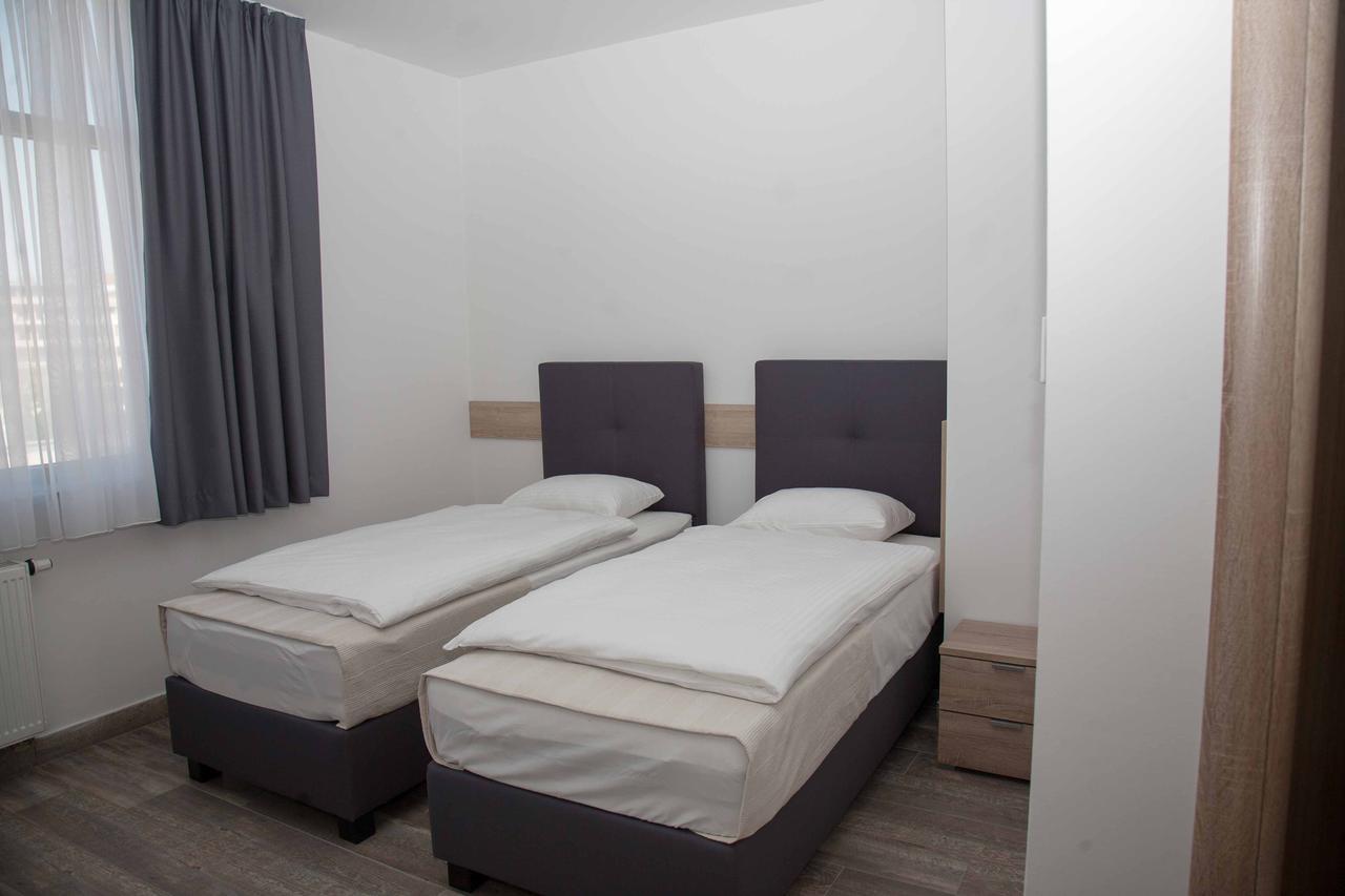 Apartments R Sport Boutique ซาราเยโว ภายนอก รูปภาพ