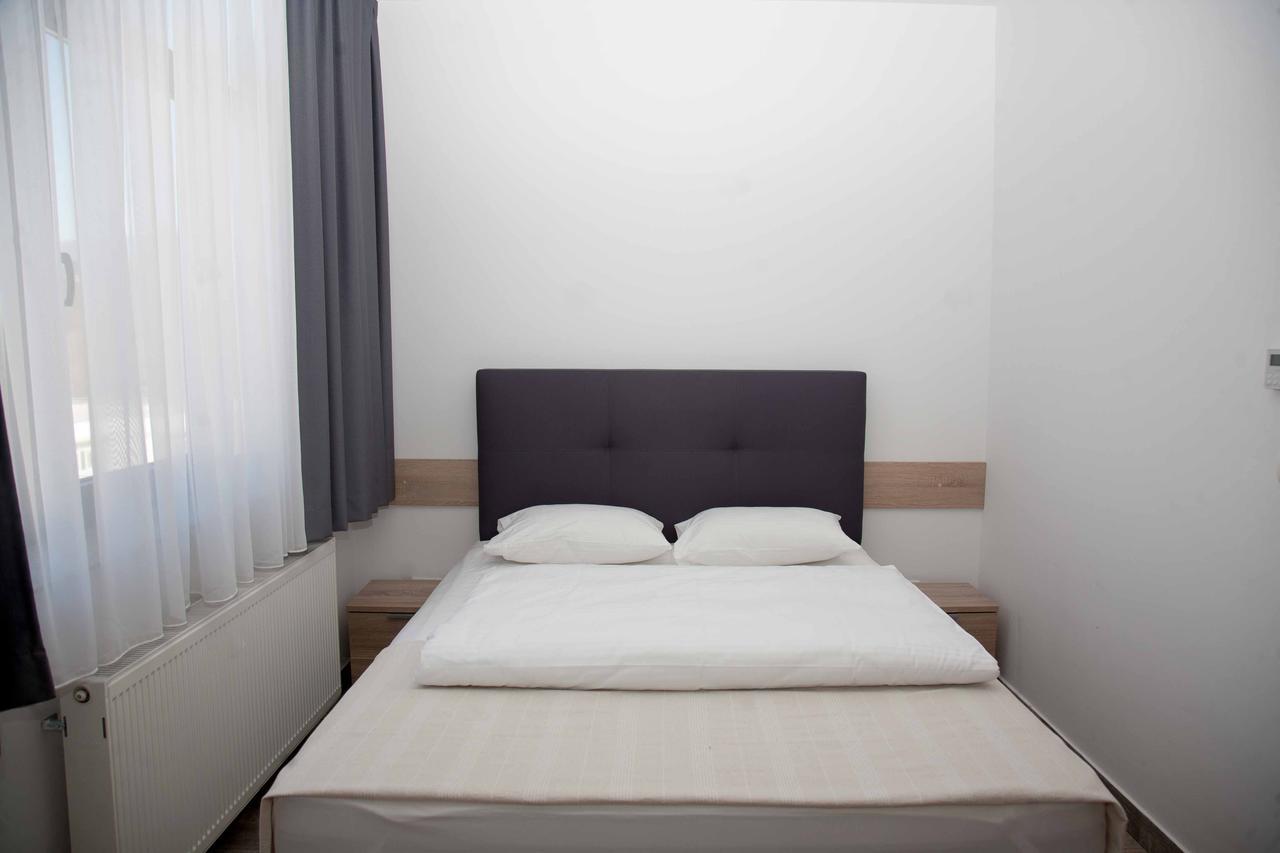 Apartments R Sport Boutique ซาราเยโว ภายนอก รูปภาพ